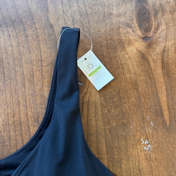 NWT Aerie Offline Tiebreaker Black Pleated Active Dress Romper Size Medium - Picture 5 of 7